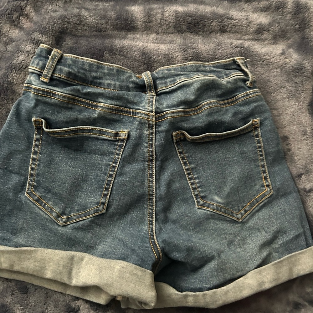 SHEIN Classic Blue Jean Shorts
